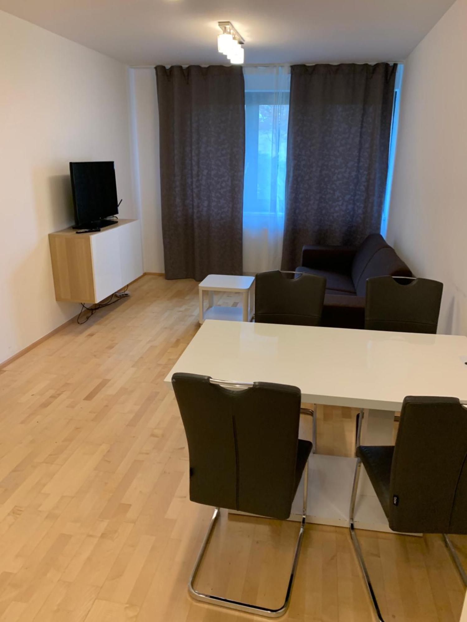Residence Garden Tower - Parking Прага Екстериор снимка
